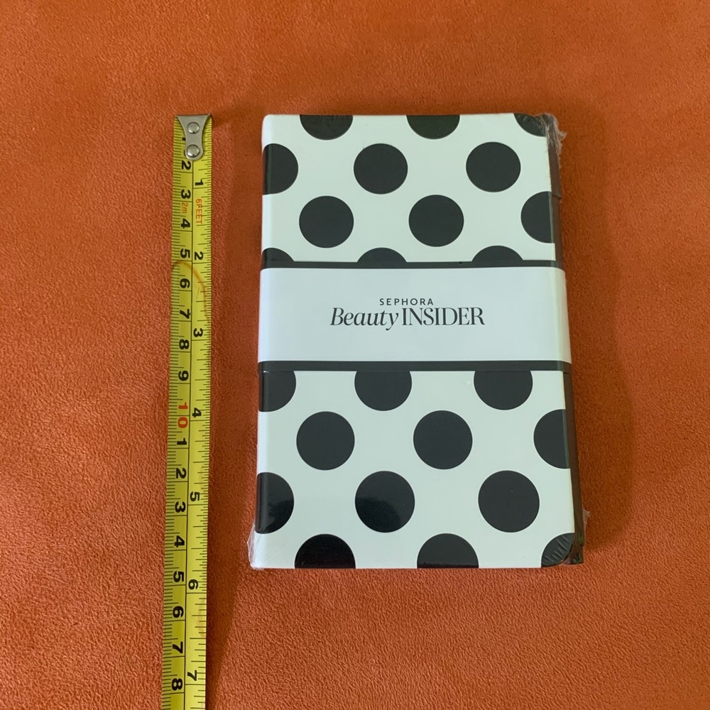 NOTEBOOK + PEN: Sephora Beauty Insider Pocket Size - Picture 8 of 11